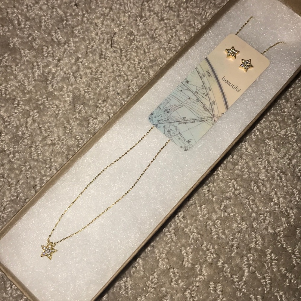 Pave star Necklace and Earrings set - Picture 2 of 7